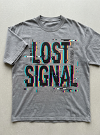 T-Shirt Oversize Lost Signal - Vista frontale